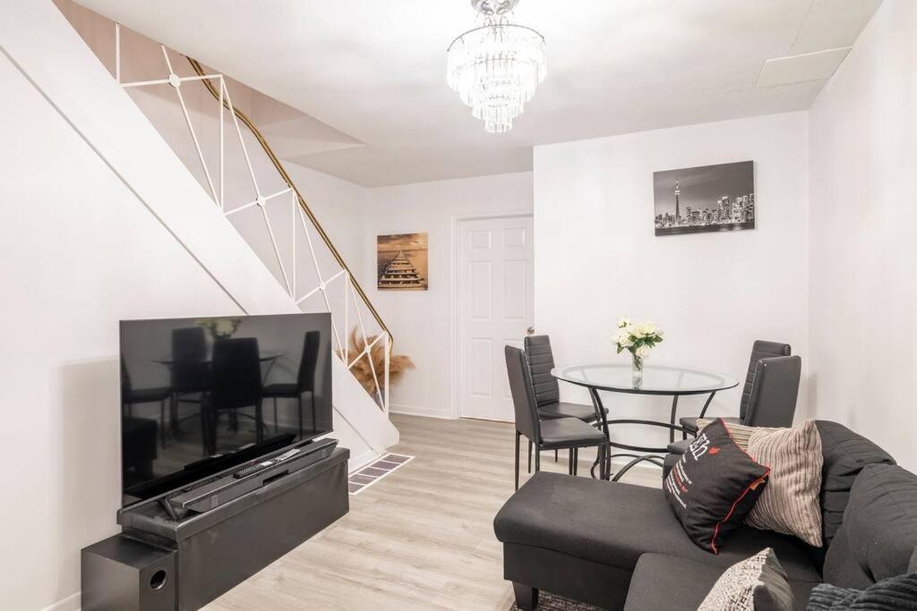 Harmony Home Near University Of Waterloo Bagian luar foto