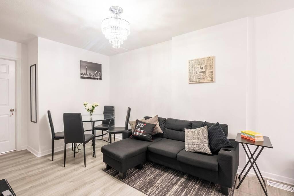 Harmony Home Near University Of Waterloo Bagian luar foto