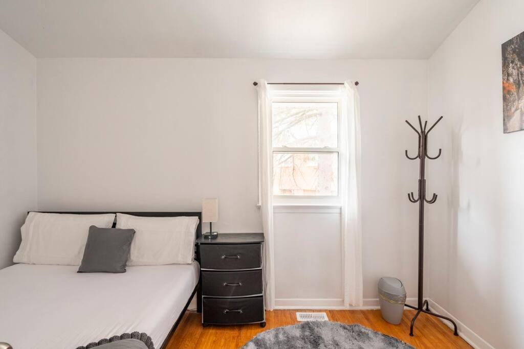 Harmony Home Near University Of Waterloo Bagian luar foto