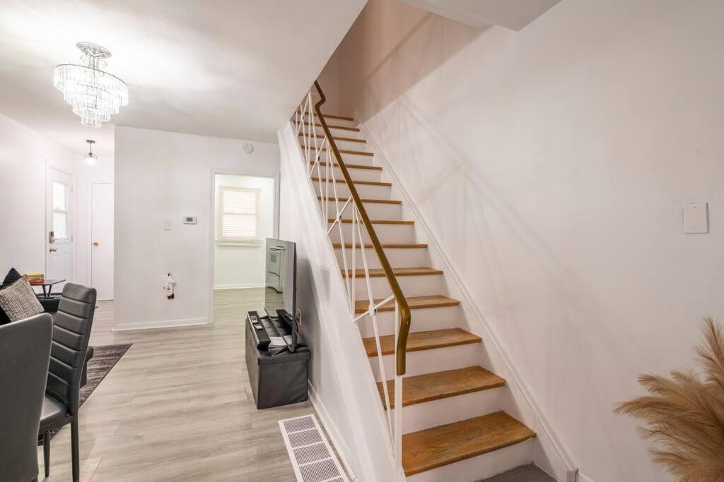 Harmony Home Near University Of Waterloo Bagian luar foto