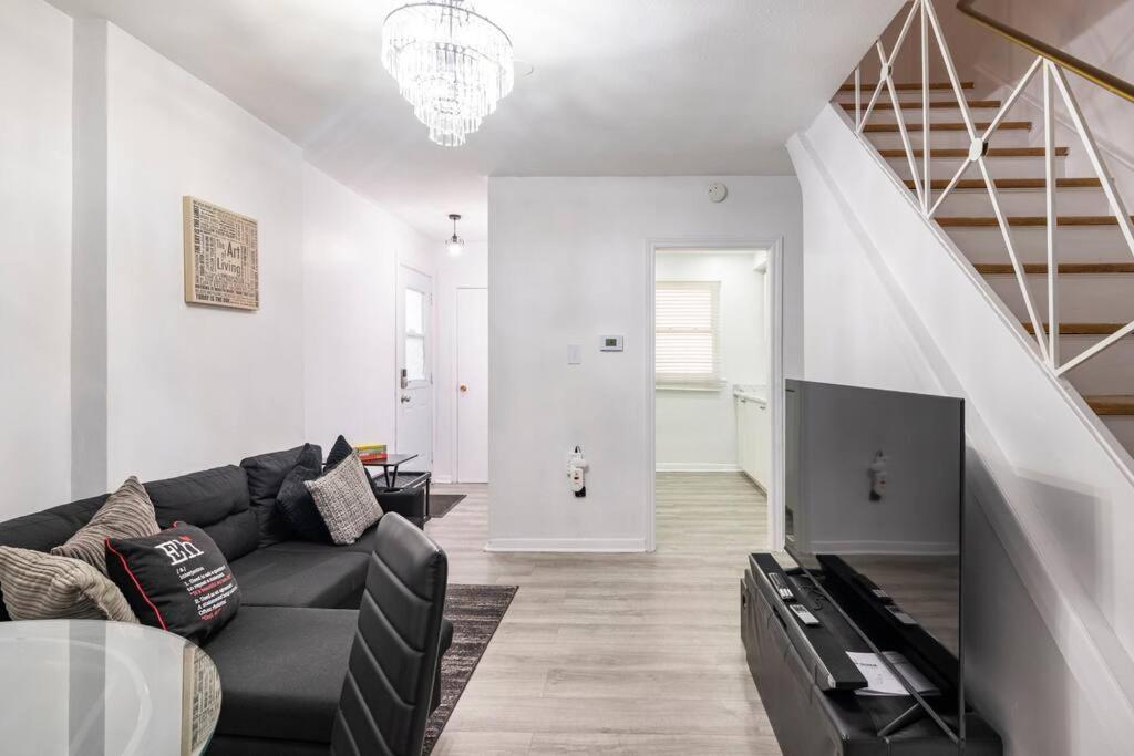 Harmony Home Near University Of Waterloo Bagian luar foto